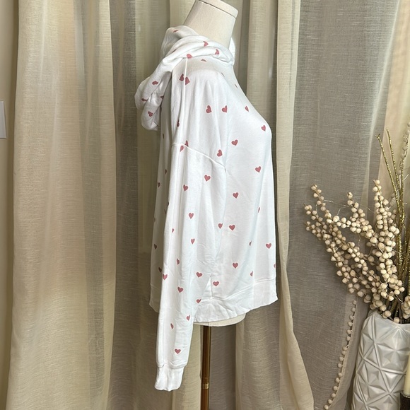 Marled Sz M Soft Cotton Hoodie Lounge sweater Cream with Hearts Love - Picture 3 of 9